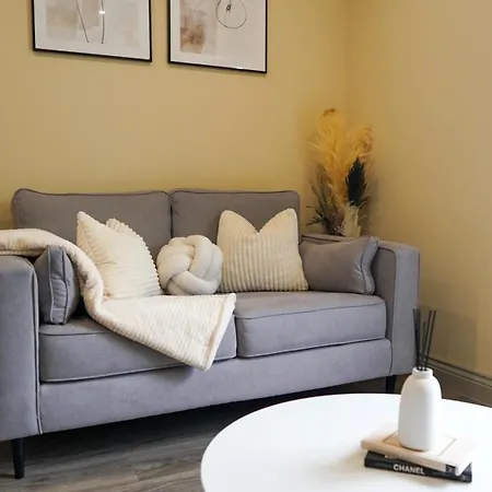 The Superior By D-luxe - Luxury - Centre - Free Netflix Apartment *